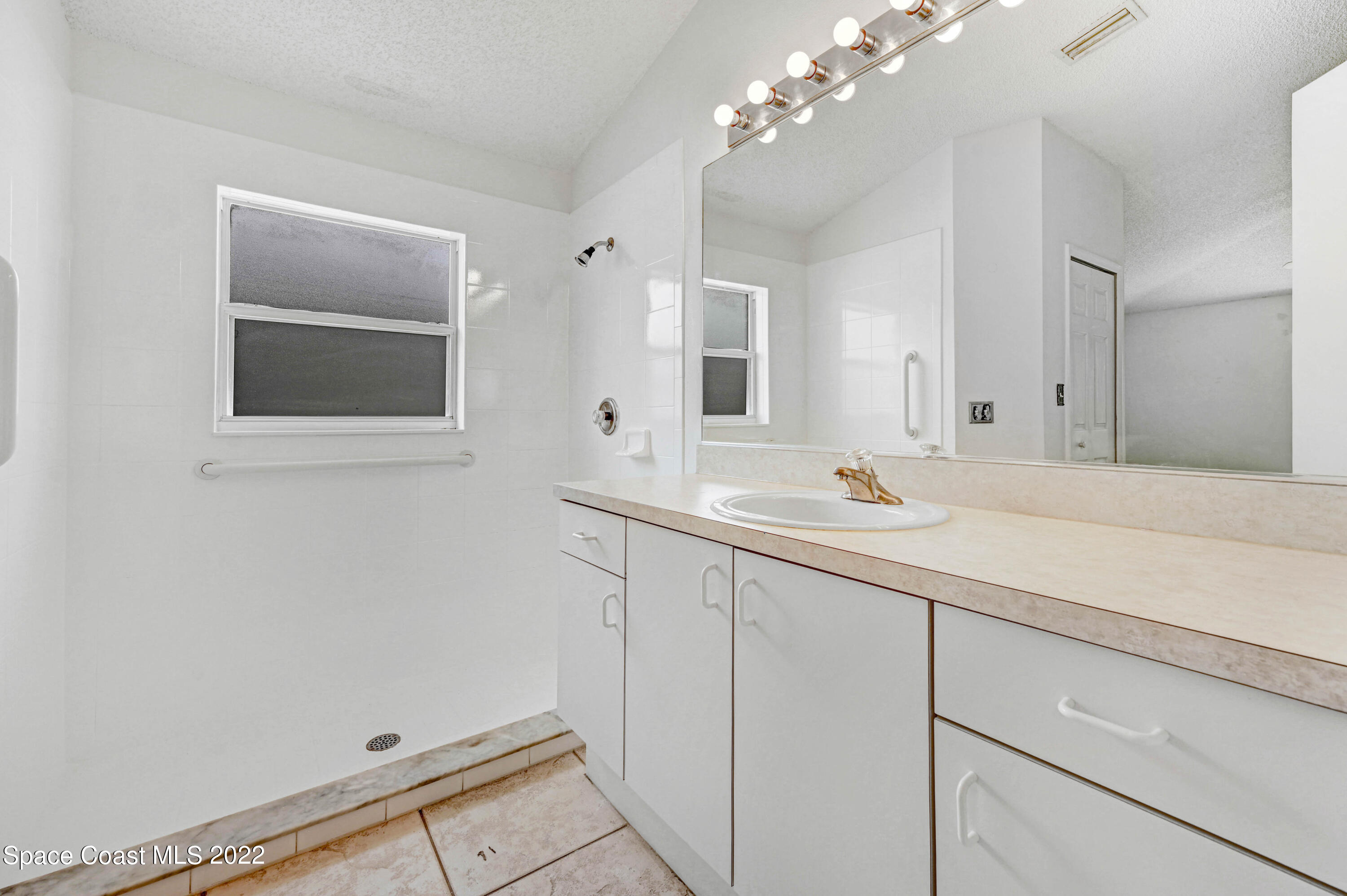1320 Rascal Street Southeast Palm Bay, FL 32909 - Photo 15 of 27 DSC_3761