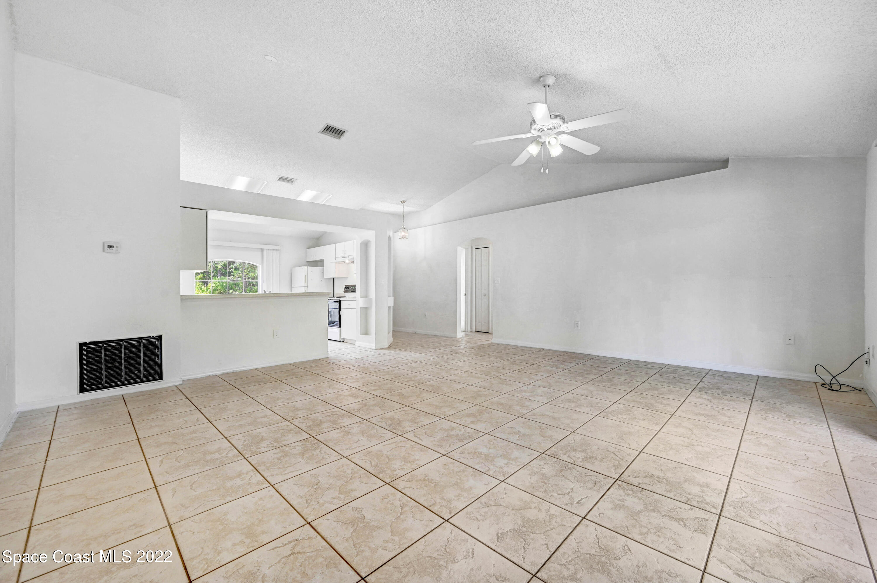 1320 Rascal Street Southeast Palm Bay, FL 32909 - Photo 6 of 27 DSC_3728