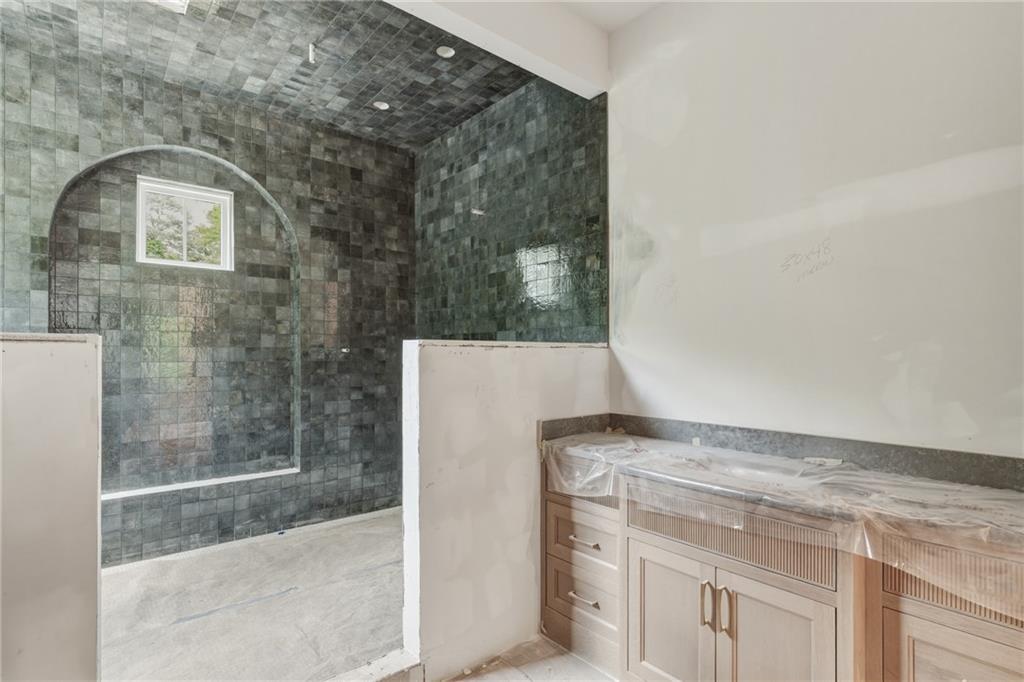 720 Edgewater Trail Atlanta, GA 30328 - Photo 26 of 51