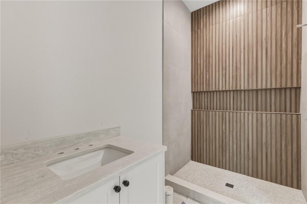 720 Edgewater Trail Atlanta, GA 30328 - Photo 31 of 51