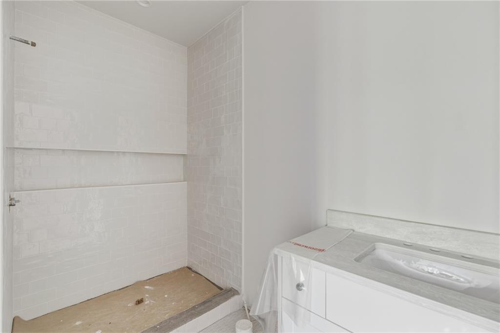 720 Edgewater Trail Atlanta, GA 30328 - Photo 36 of 51