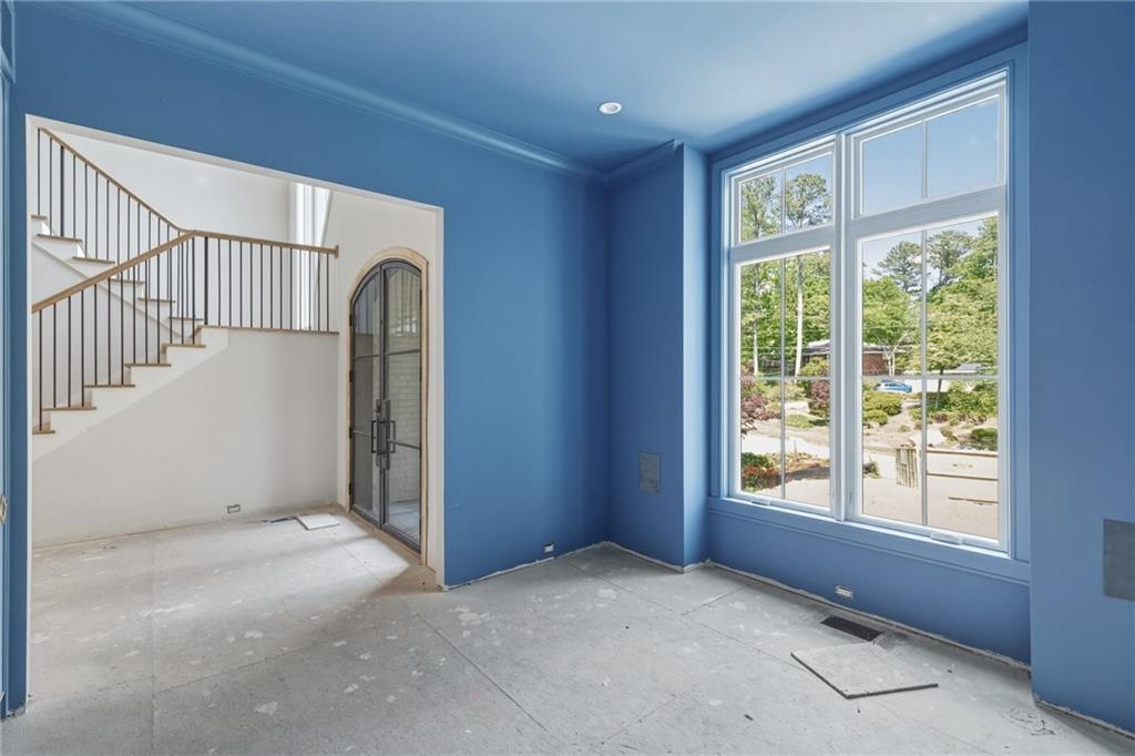 720 Edgewater Trail Atlanta, GA 30328 - Photo 7 of 51