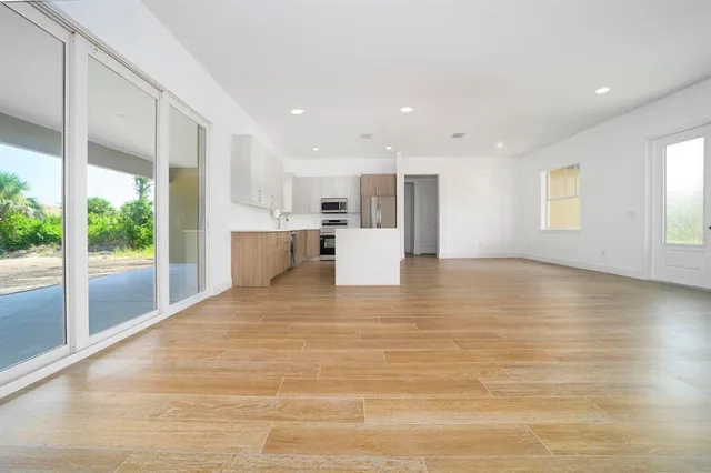 $368,200 | 15261 Brainbridge Circle, Port Charlotte, FL 33981