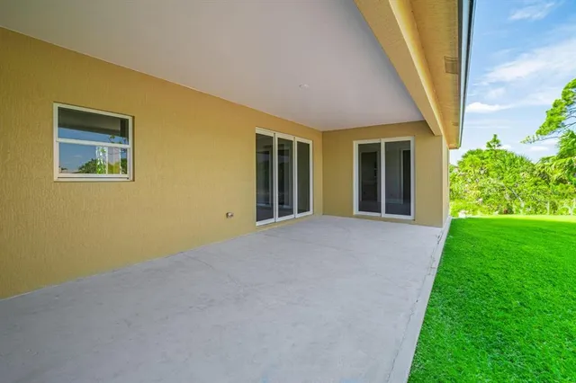 $368,200 | 15261 Brainbridge Circle, Port Charlotte, FL 33981