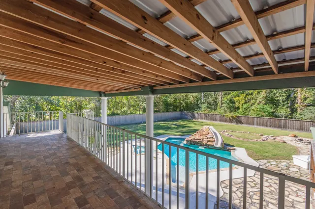 a view of an entryway