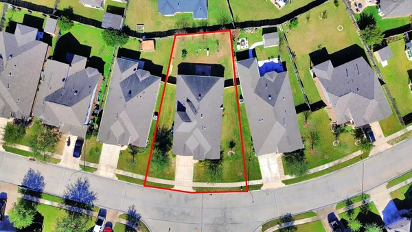 $393,500 | 7502 Simpson Springs Lane, Spring, TX 77389