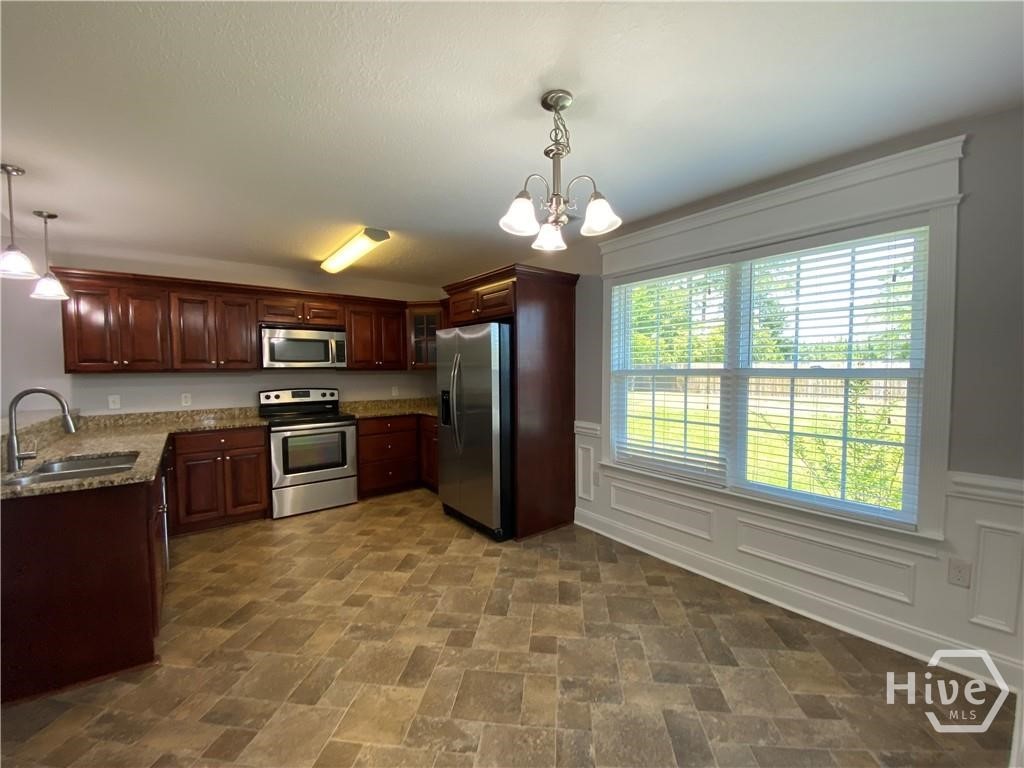 253 Hendrix Street Ludowici, GA 31316 - Photo 8 of 23