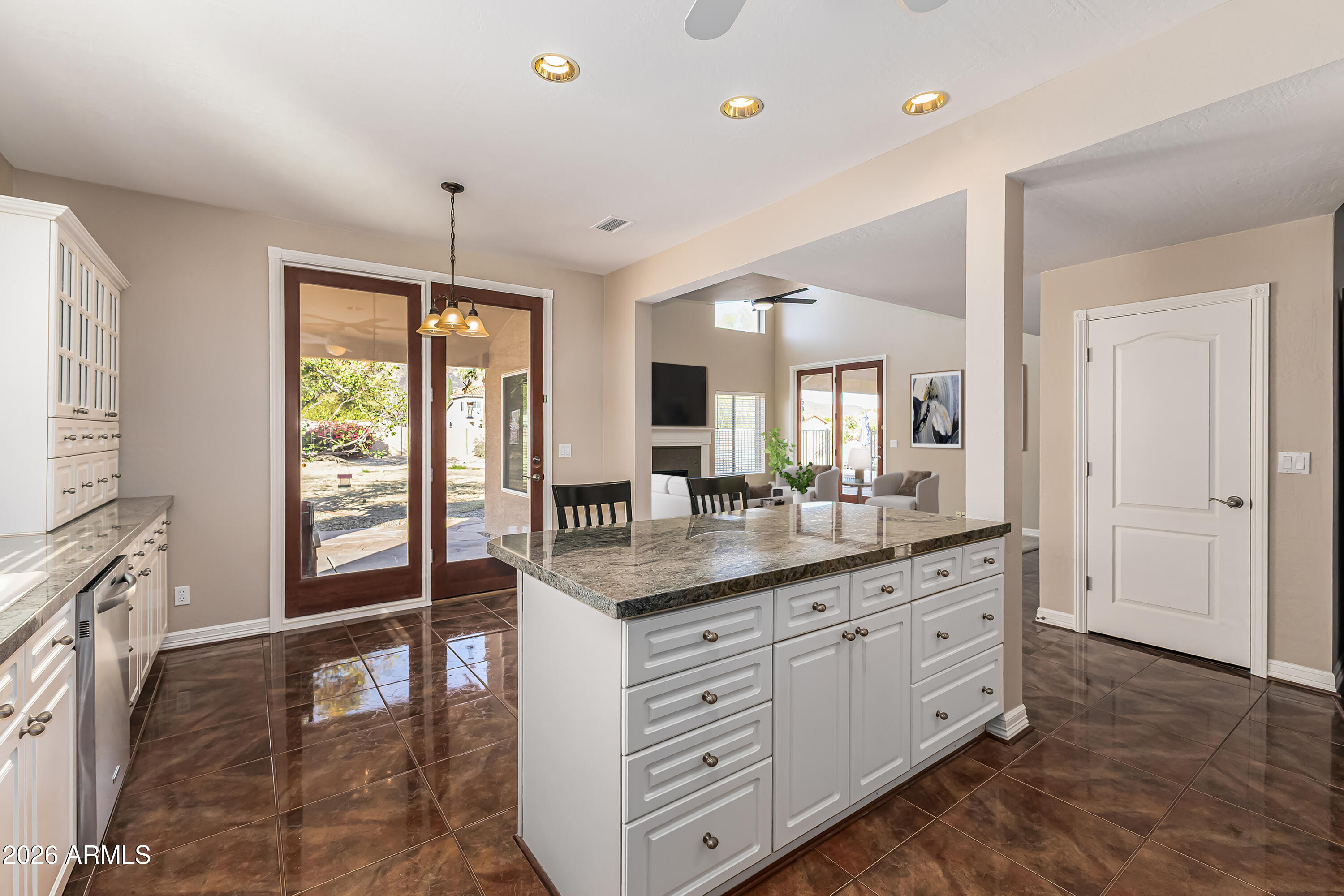 4750 West Saddlehorn Road Phoenix, AZ 85083 - Photo 13 of 45 12 Saddlehorn