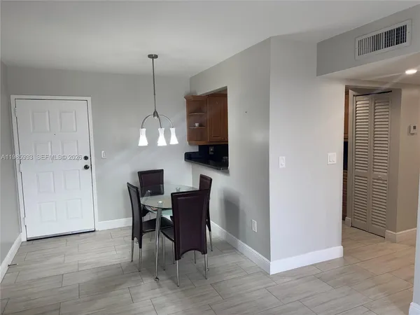 $2,400 | 8075 Northwest 7th Street, Unit 403, Miami, FL 33126