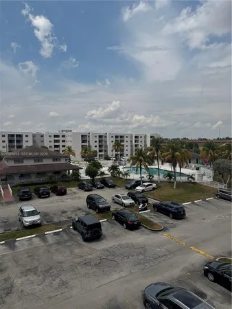 $2,400 | 8075 Northwest 7th Street, Unit 403, Miami, FL 33126