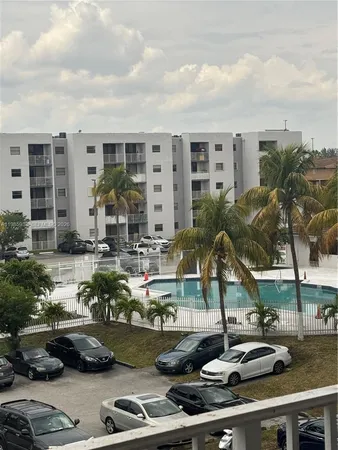 $2,400 | 8075 Northwest 7th Street, Unit 403, Miami, FL 33126
