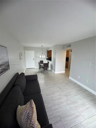 $2,400 | 8075 Northwest 7th Street, Unit 403, Miami, FL 33126