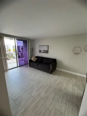 $2,400 | 8075 Northwest 7th Street, Unit 403, Miami, FL 33126