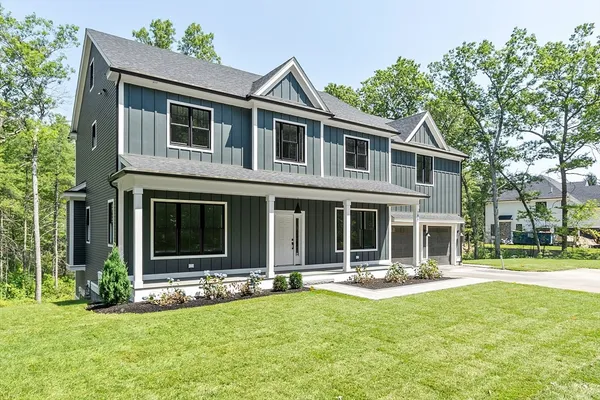 $1,599,900 | 786 Main Street, Hudson, MA 01749