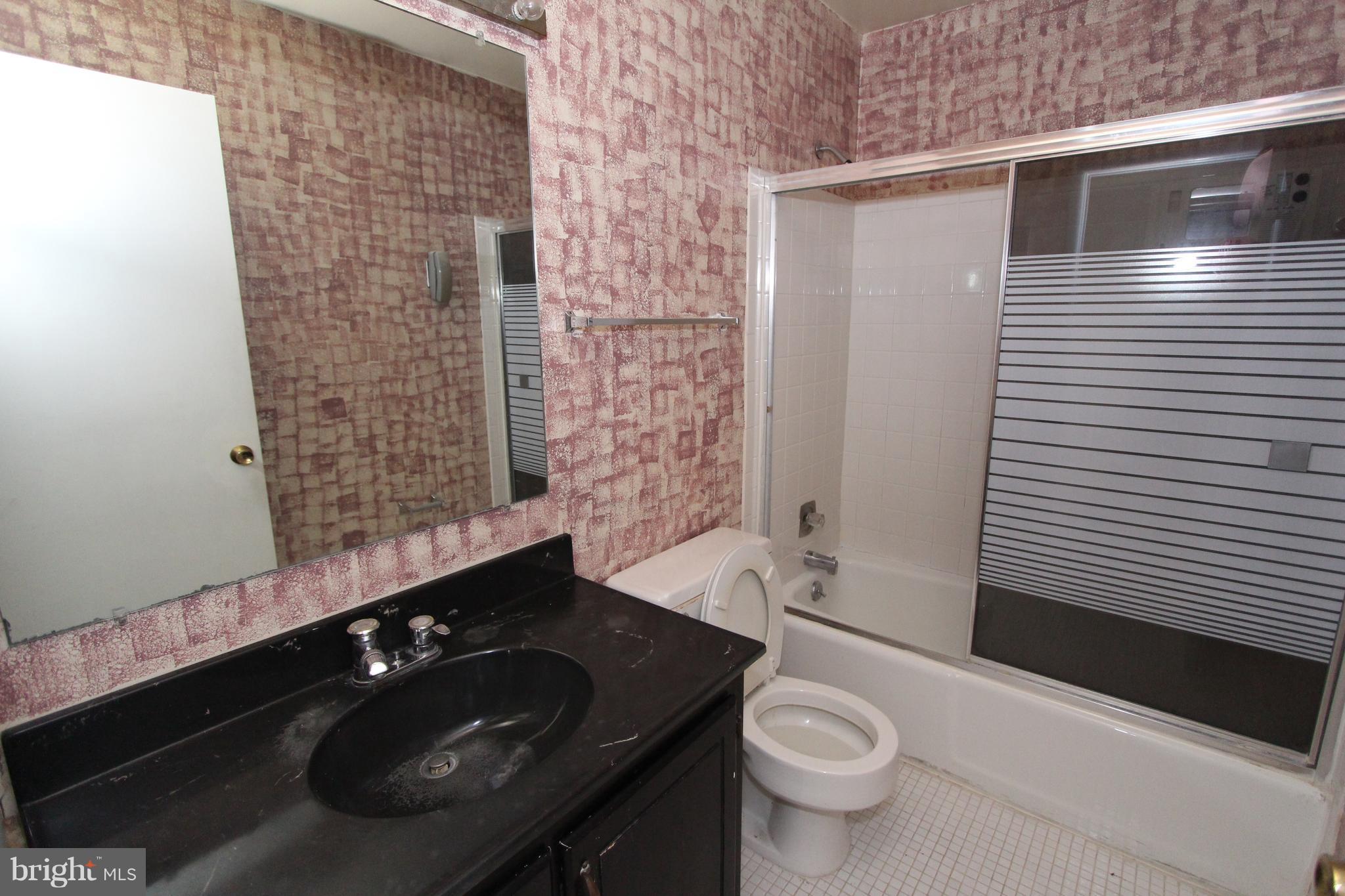 3729 Nimitz Road Kensington, MD 20895 - Photo 8 of 15 Bath (Master)
