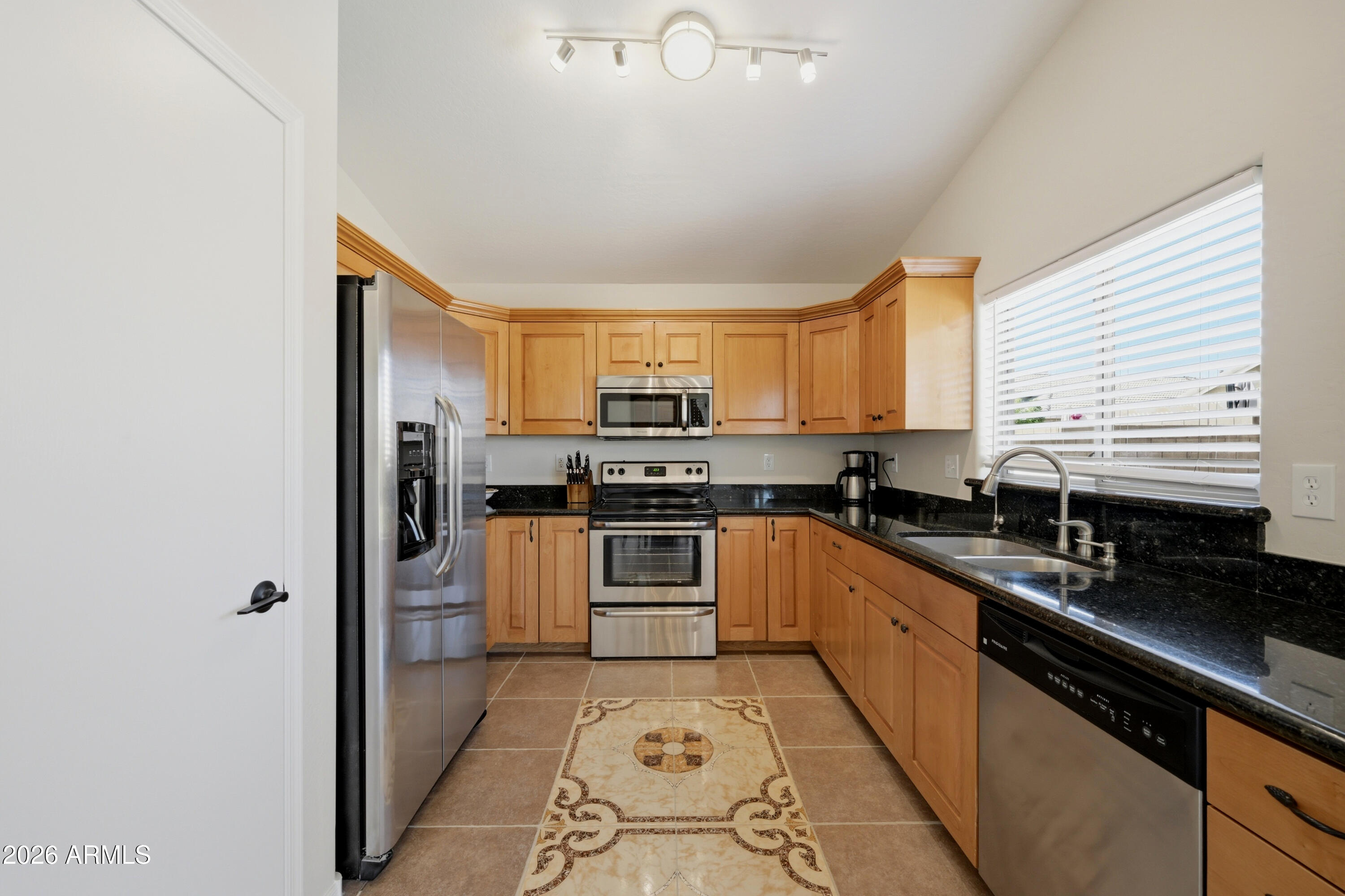 13392 West Redfield Road Surprise, AZ 85379 - Photo 9 of 35 redfield_008
