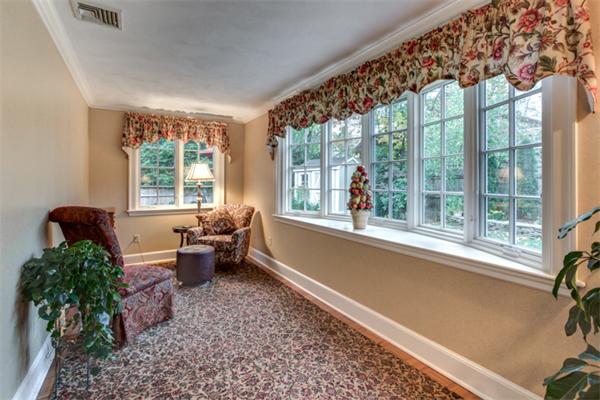 62 Country Club Road Melrose, MA 02176 - Photo 10 of 30 Gallery Image 10