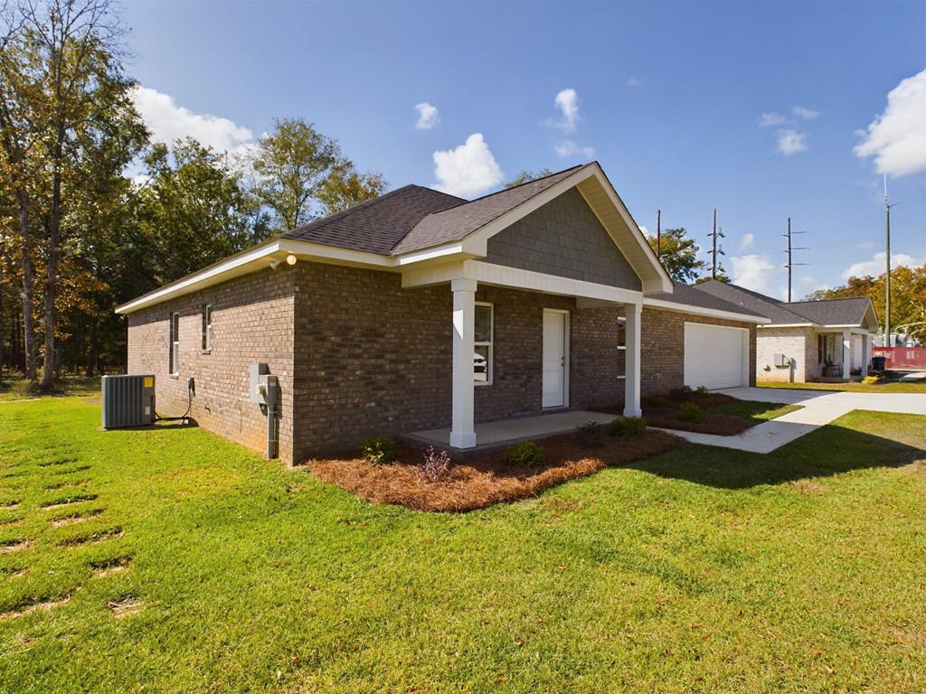 183 Fuller Road Dothan, AL 36301 - Photo 3 of 48