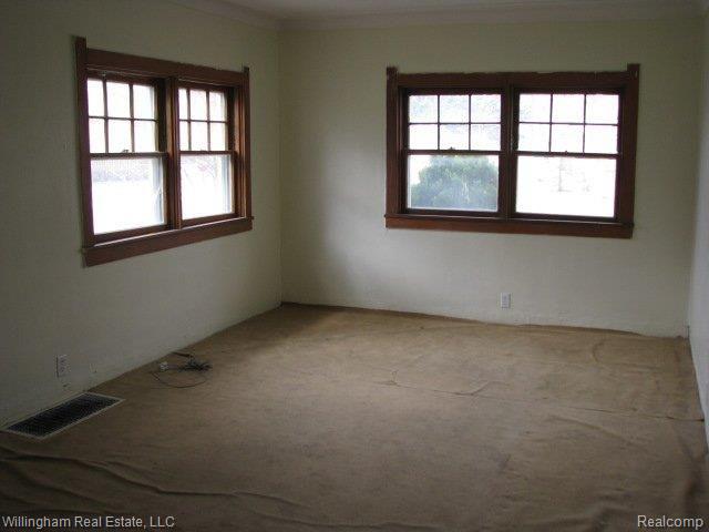 7946 Summerfield Road Lambertville, MI 48144 - Photo 6 of 12 livingroom view 1