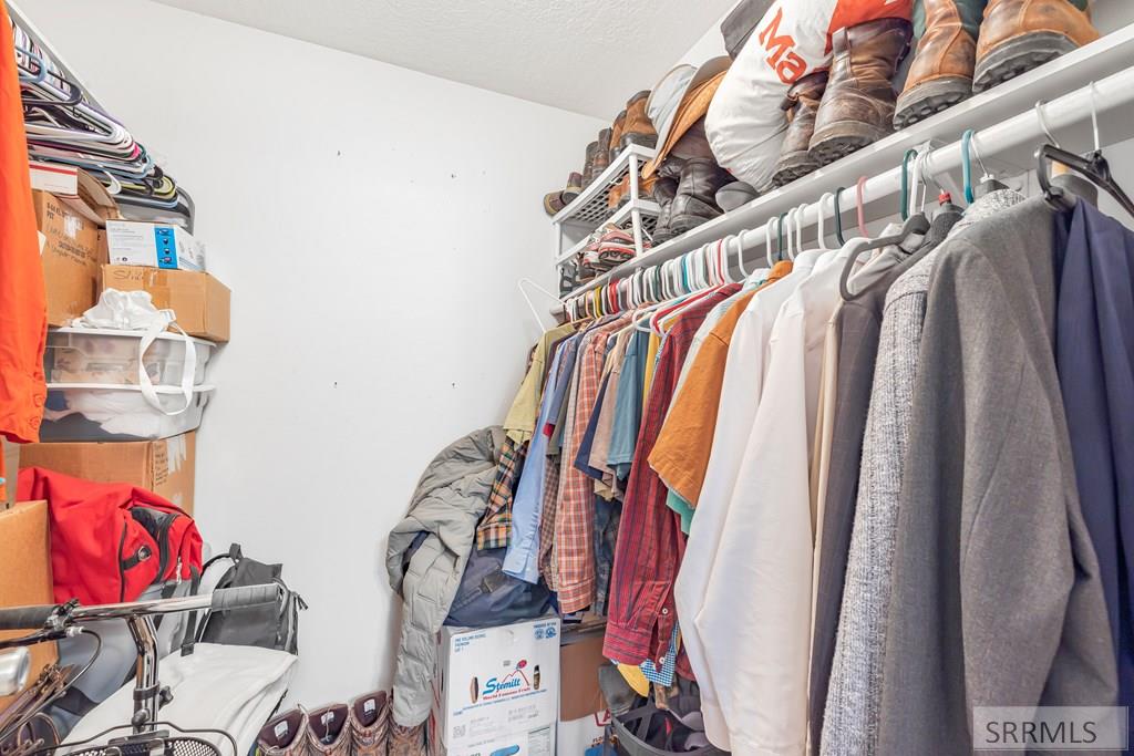 4106 East 67 North Rigby, ID 83442 - Photo 22 of 92 Master Walk-in Closet