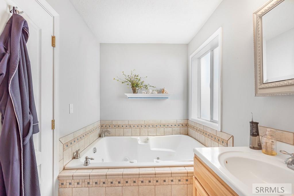 4106 East 67 North Rigby, ID 83442 - Photo 23 of 92 Master Bath