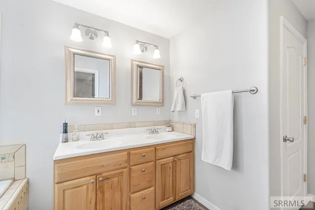 $895,000 | 4106 East 67 North, Rigby, ID 83442