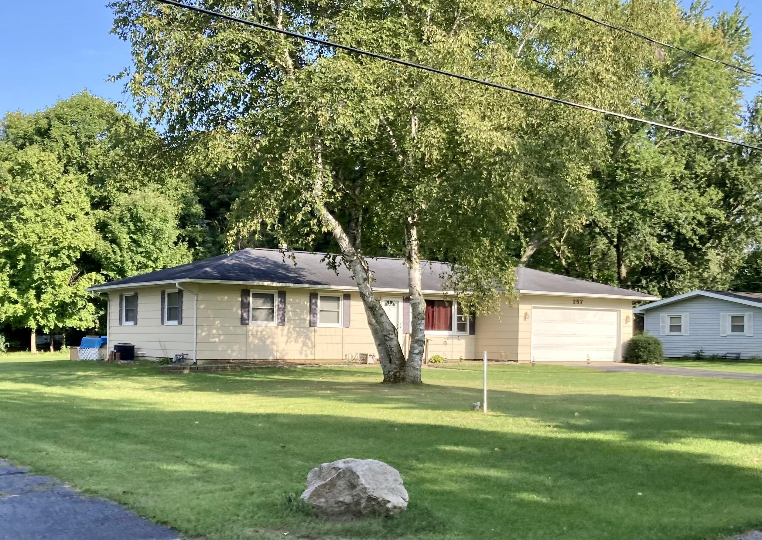 257 North Fiske Road Coldwater, MI 49036 - Photo 19 of 20 18 Front_Corner_2 (1)