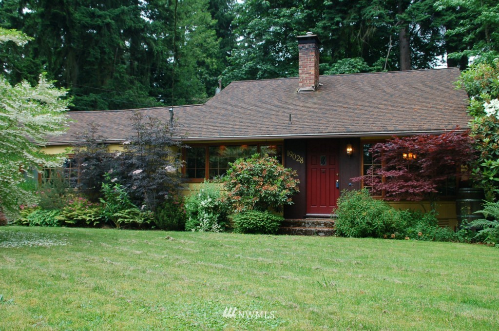 19028 104th Avenue Northeast Bothell, WA 98011 - Photo 1 of 21 Gallery Image 1