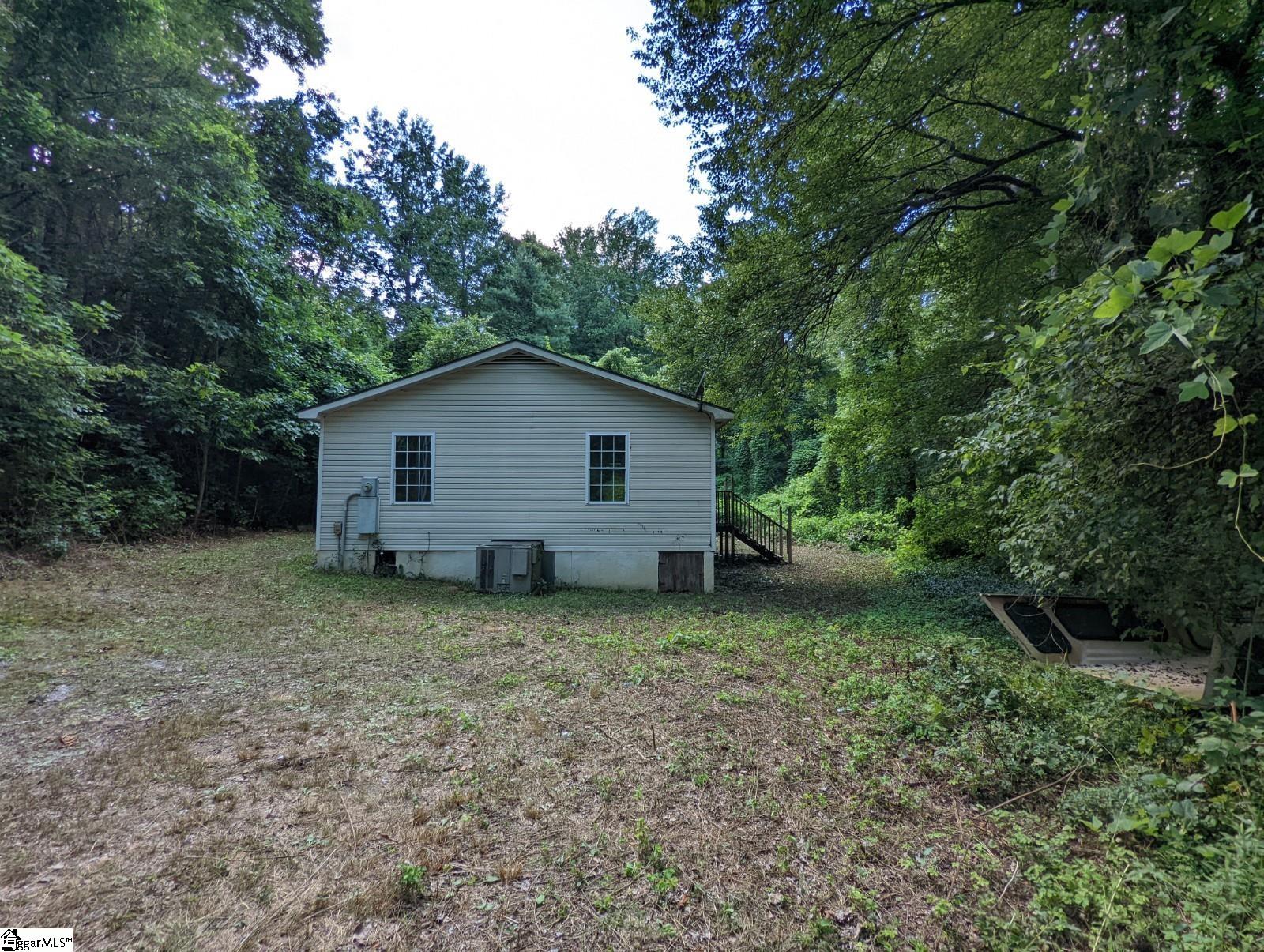 395 Spring Park Road Marietta, SC 29661 - Photo 2 of 7 Gallery Image 2