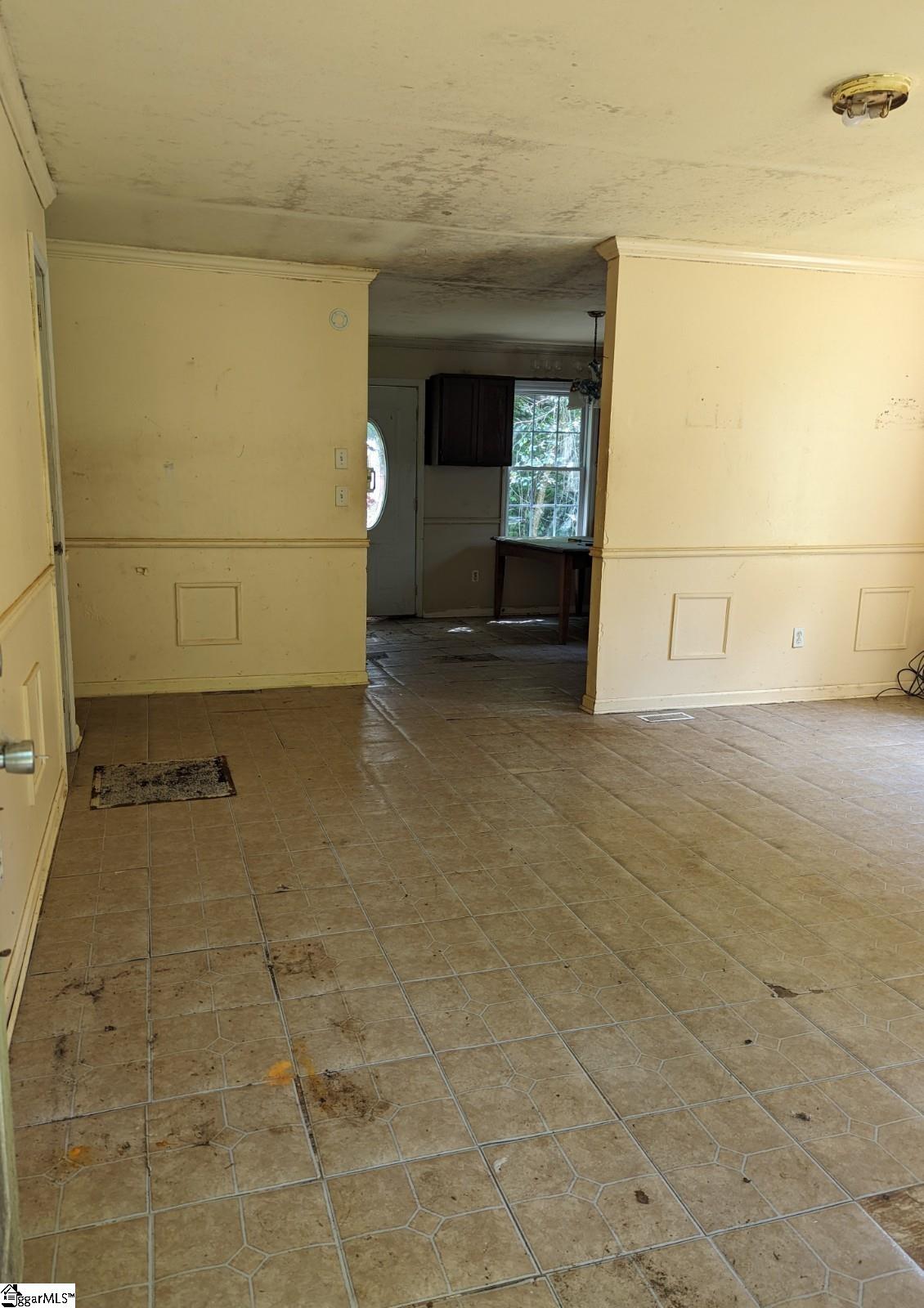 395 Spring Park Road Marietta, SC 29661 - Photo 3 of 7 Gallery Image 3