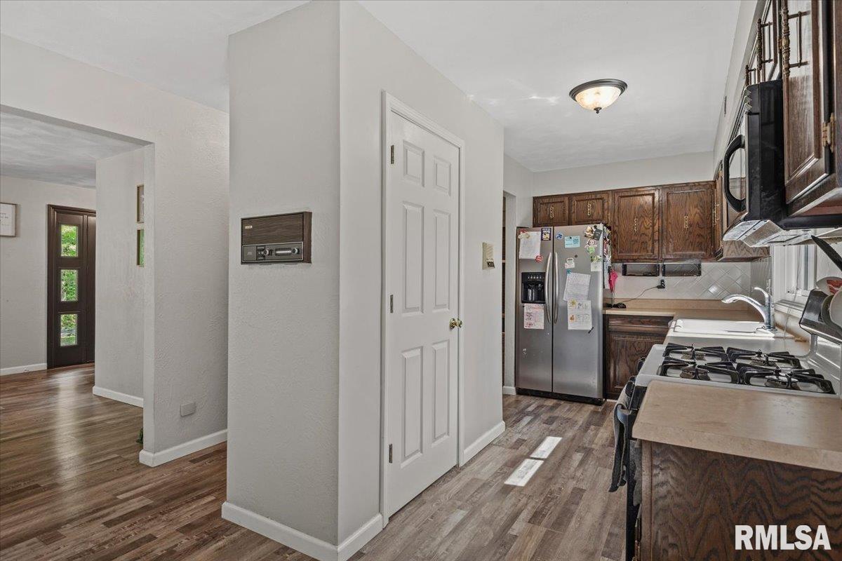 49 Etherton Lane Springfield, IL 62712 - Photo 14 of 52