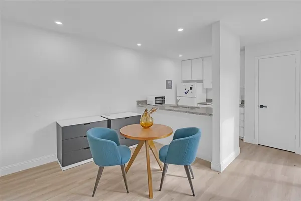 $104,800 | 5516 Boca Raton Boulevard, Unit 321, Fort Worth, TX 76112