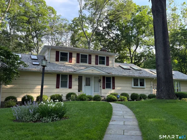 $1,199,000 | 360 Autumn Ridge Road, Fairfield, CT 06825