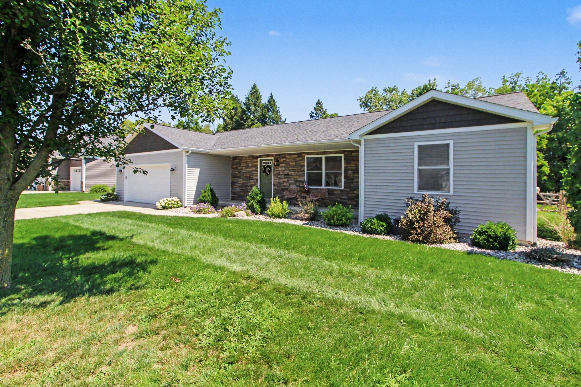 4196 Evergreen Road Adrian, MI 49221 - Photo 44 of 53 046_file_7090