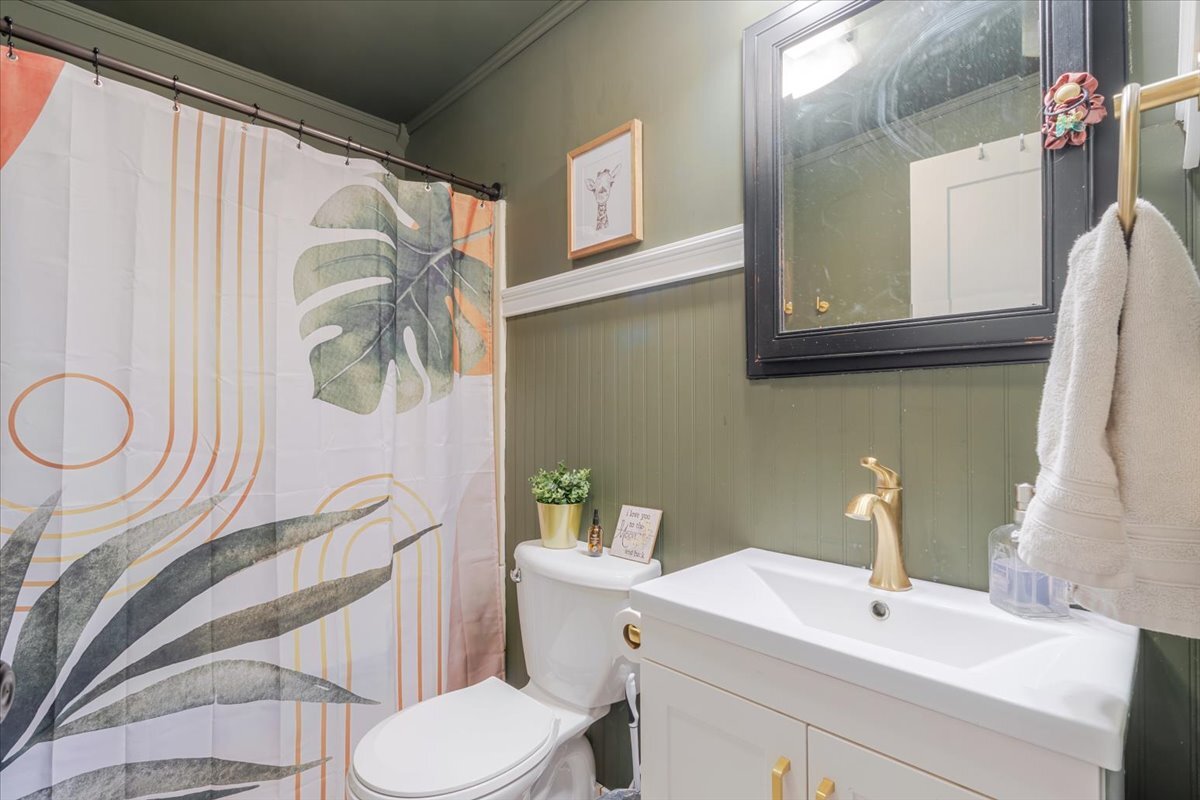 105 Detweiller Street Congerville, IL 61729 - Photo 19 of 36