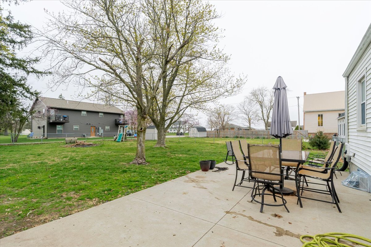 105 Detweiller Street Congerville, IL 61729 - Photo 29 of 36