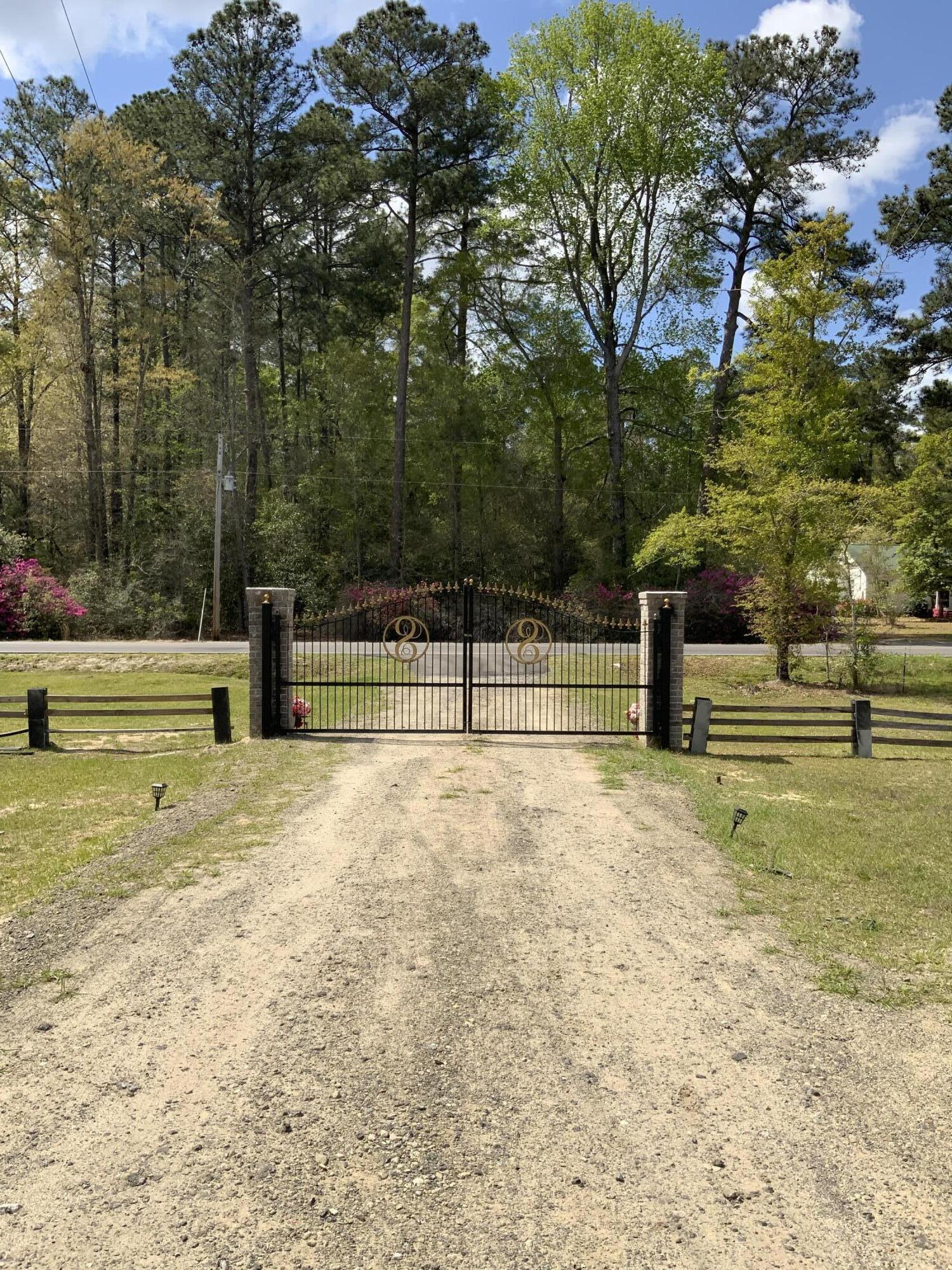 470 Stokes Road Walterboro, SC 29488 - Photo 6 of 25 Gate