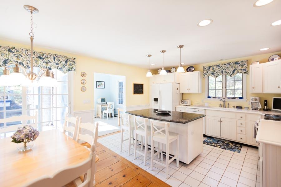 30 Boulder Road Brewster, MA 02631 - Photo 5 of 15 30BoulderRd-21-Brewster-w (1)