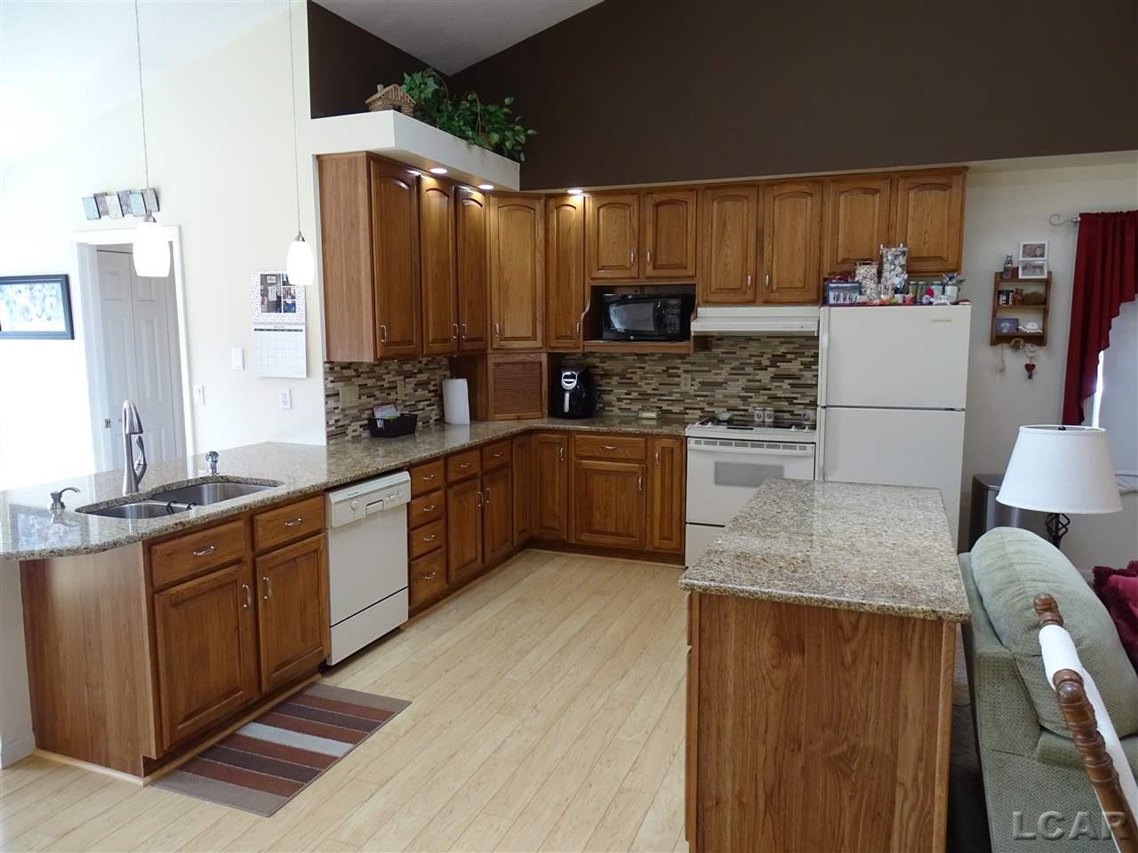 17440 Manitou Road Addison, MI 49220 - Photo 12 of 35 50008627-11.JPG