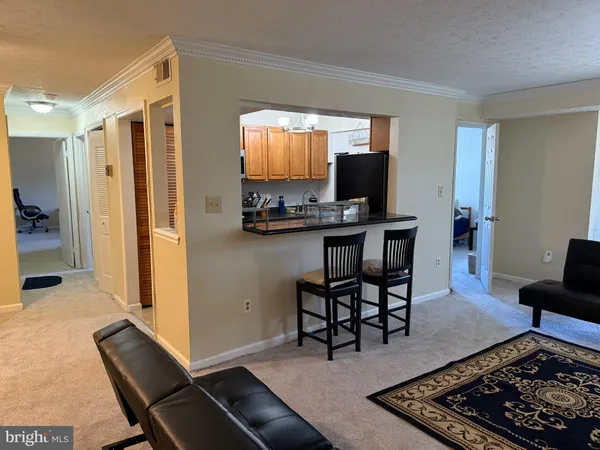 $2,100 | 7925 Mandan Road, Unit 204, Greenbelt, MD 20770