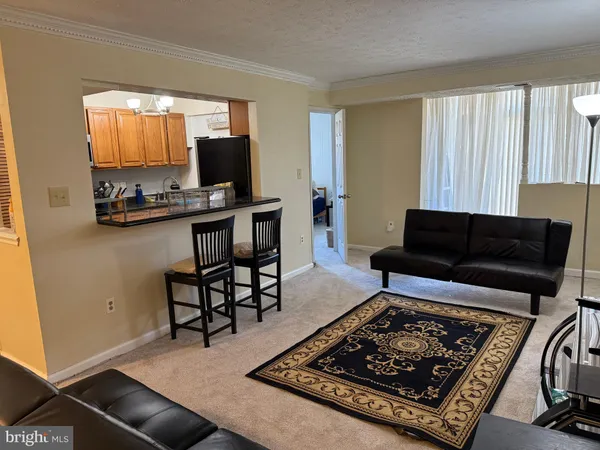 $2,100 | 7925 Mandan Road, Unit 204, Greenbelt, MD 20770