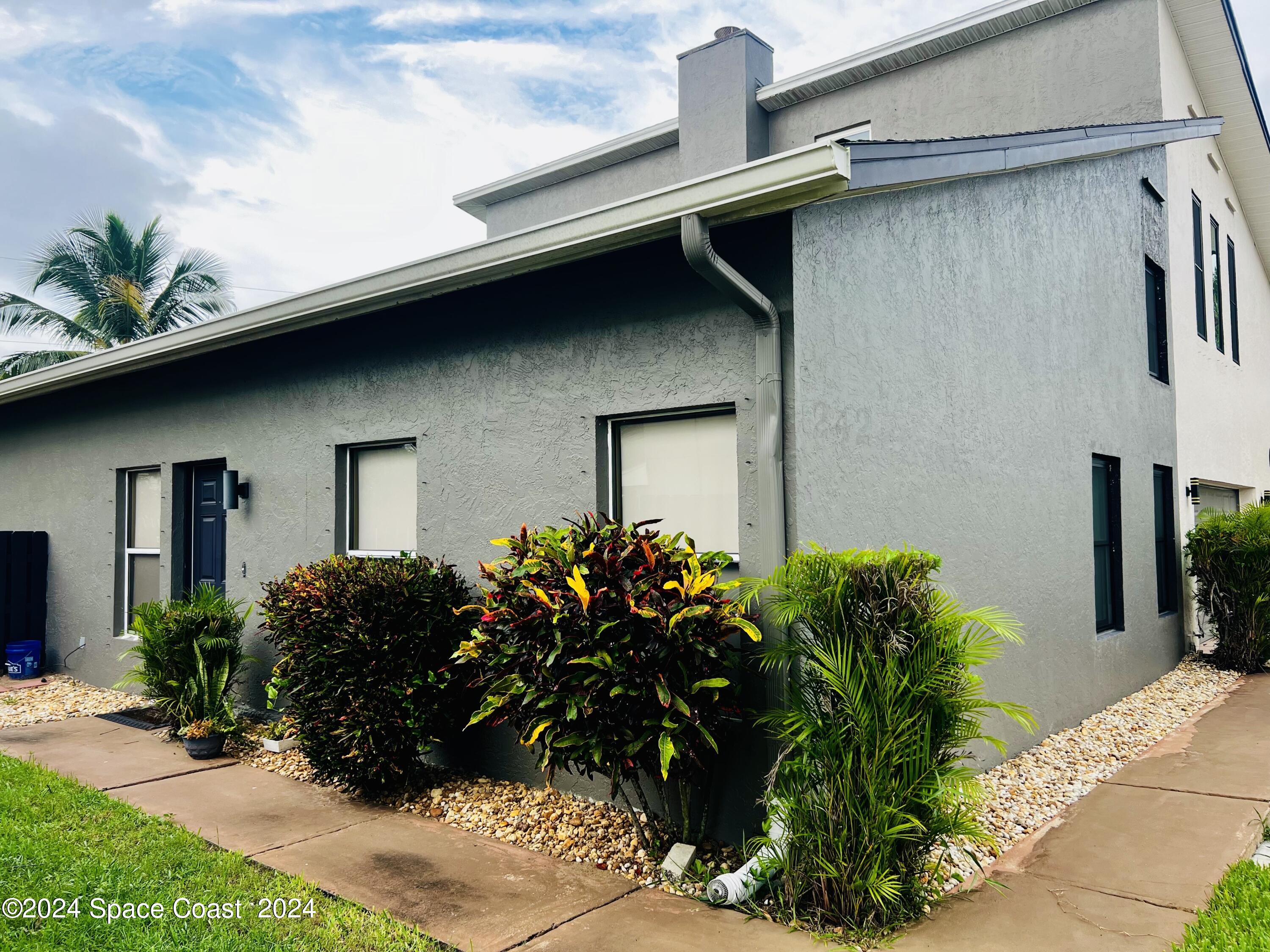 242 Provincial Drive Melbourne, FL 32903 - Photo 2 of 18 2024-09-16 18.29.27