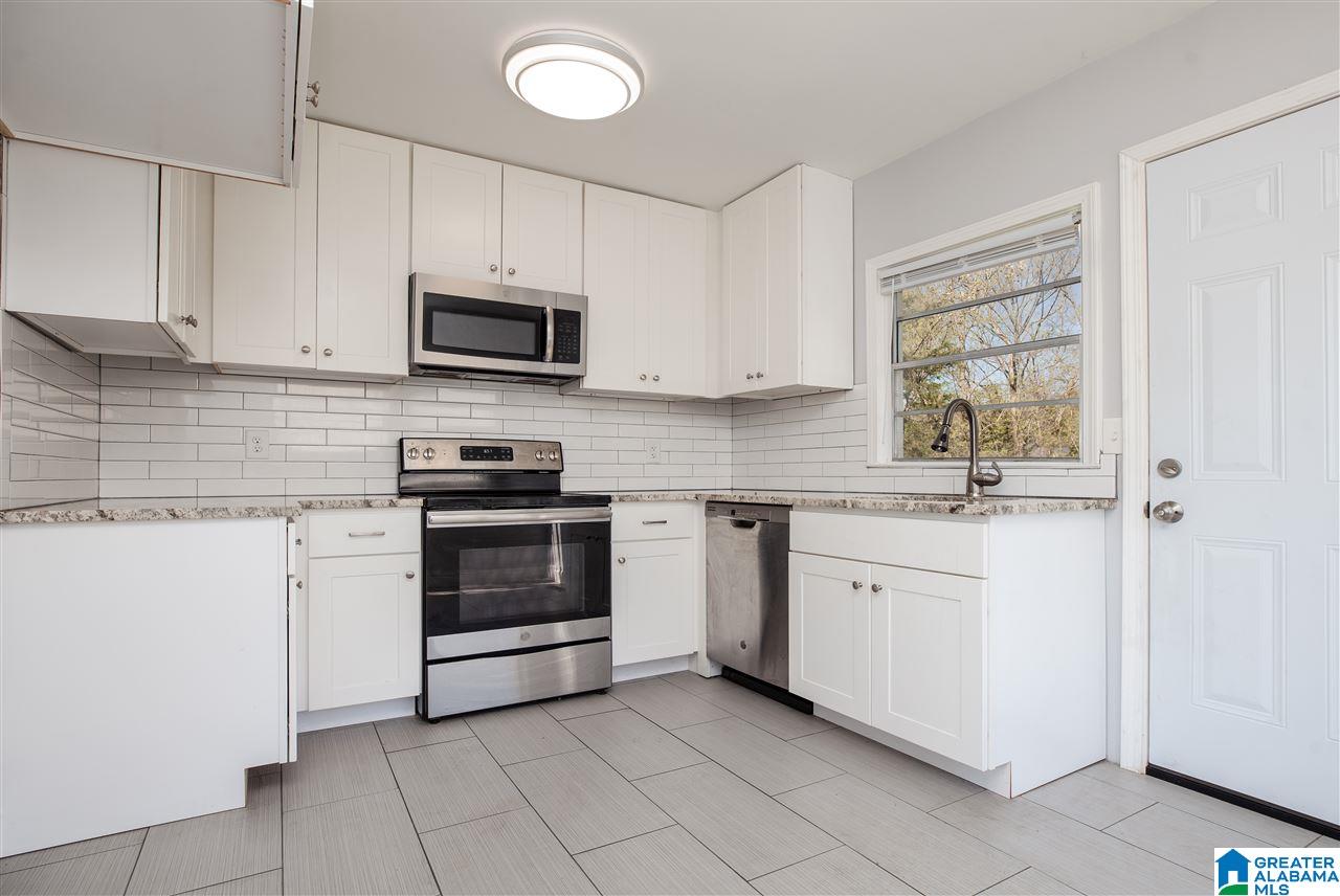 994 Montevallo Road Southeast Leeds, AL 35094 - Photo 5 of 20 Gallery Image 5