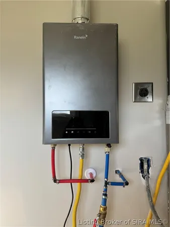 $199,900 | 108 West Main Street, Henryville, IN 47126