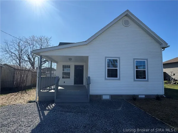 $199,900 | 108 West Main Street, Henryville, IN 47126