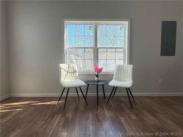 $199,900 | 108 West Main Street, Henryville, IN 47126