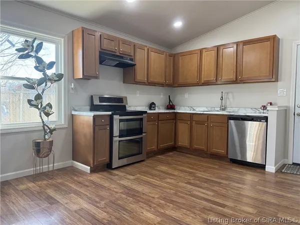 $199,900 | 108 West Main Street, Henryville, IN 47126