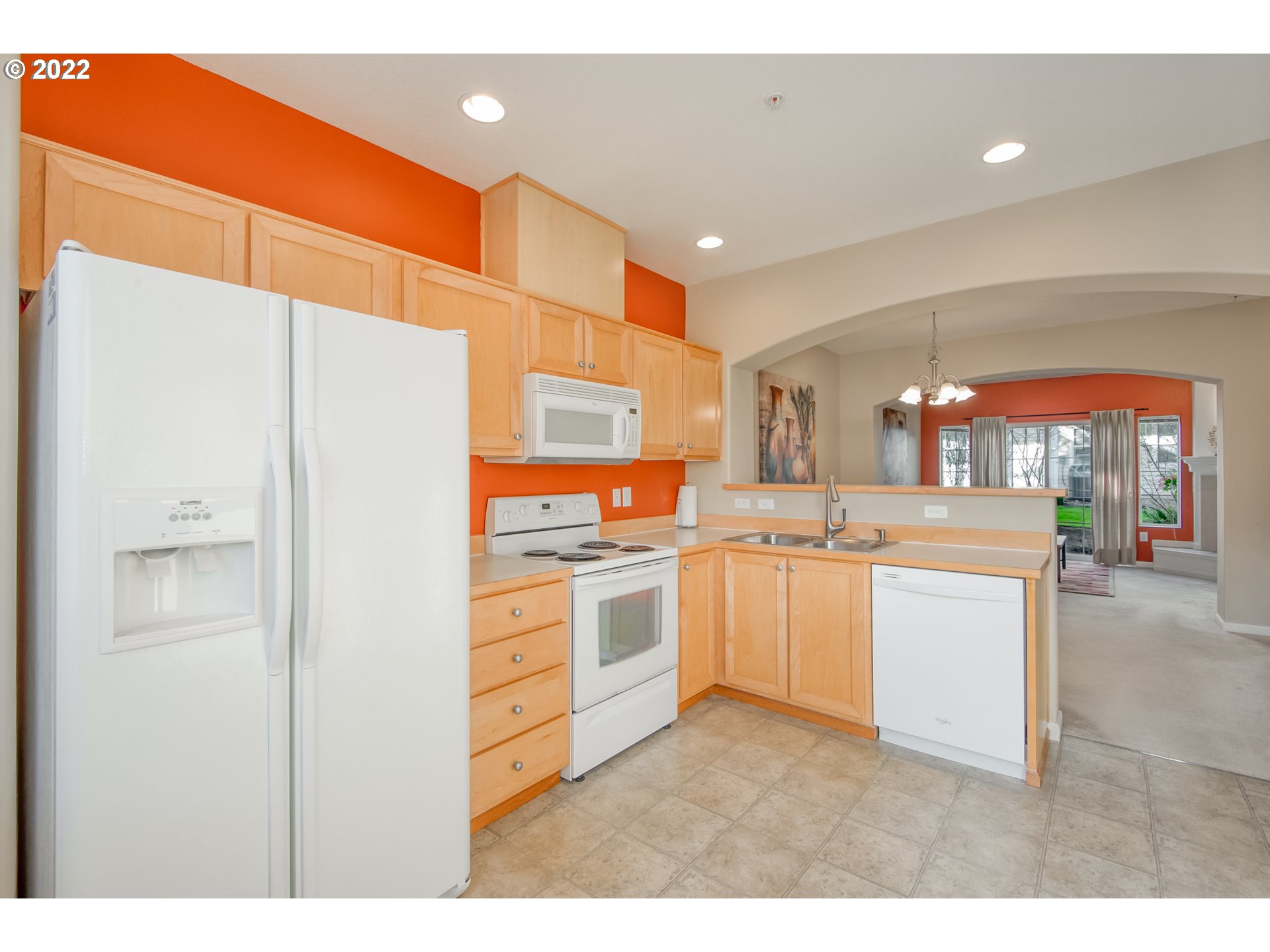 15285 Southwest Sparrow Loop, Unit 102 Beaverton, OR 97007 - Photo 10 of 20 Gallery Image 10