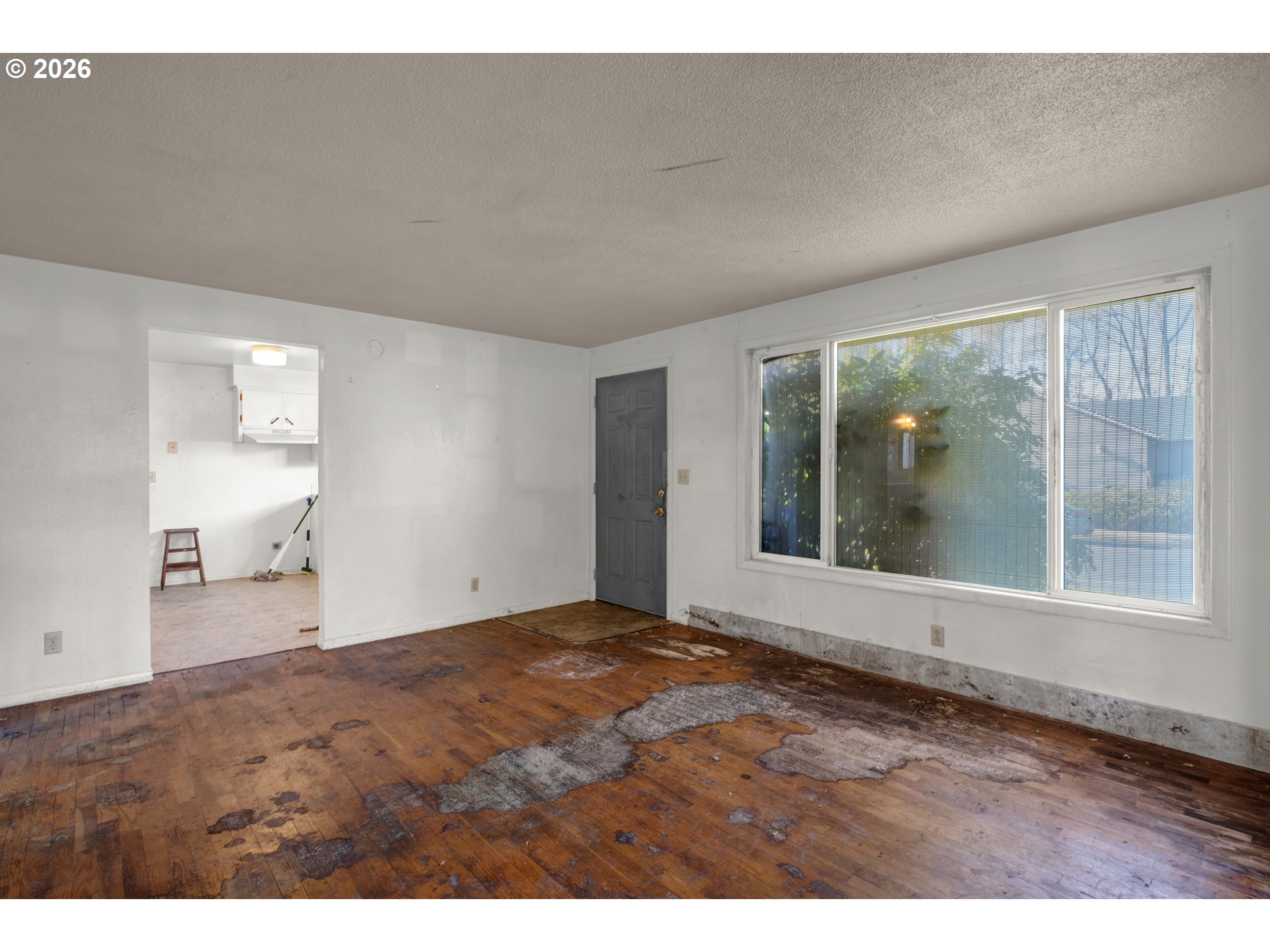 3307 Arrowhead Street Eugene, OR 97404 - Photo 19 of 46 a view of an empty room with a window