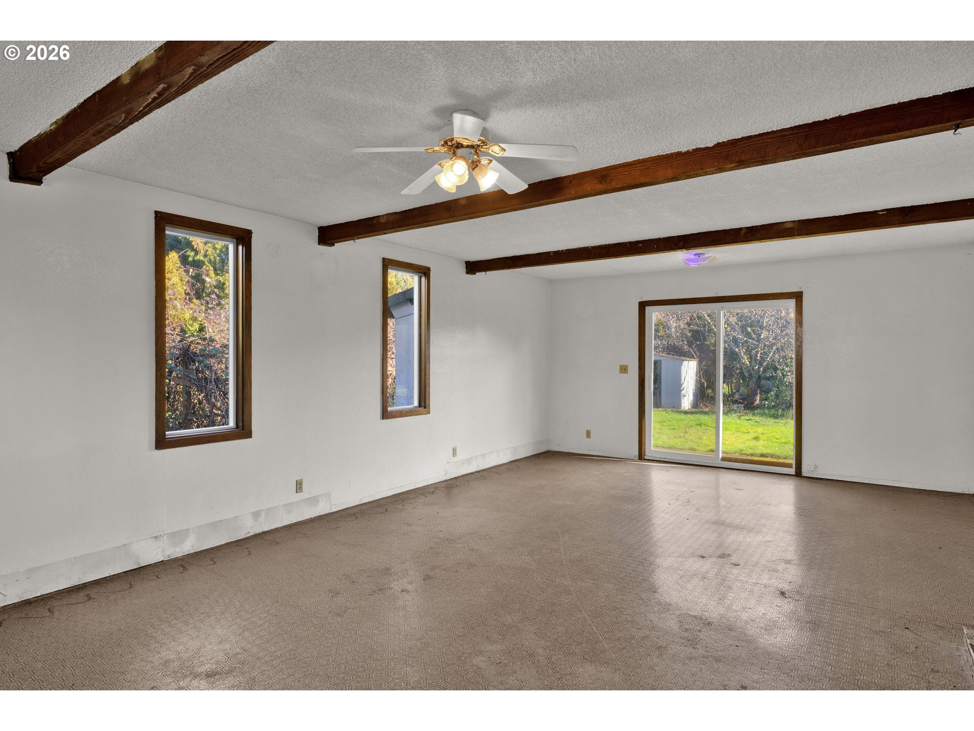 3307 Arrowhead Street Eugene, OR 97404 - Photo 24 of 46 a view of an empty room and window